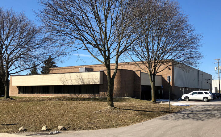 Pictures of Industrial property located at 2850 Commerce Drive, Rochester Hills, MI 48309 for lease - image #1