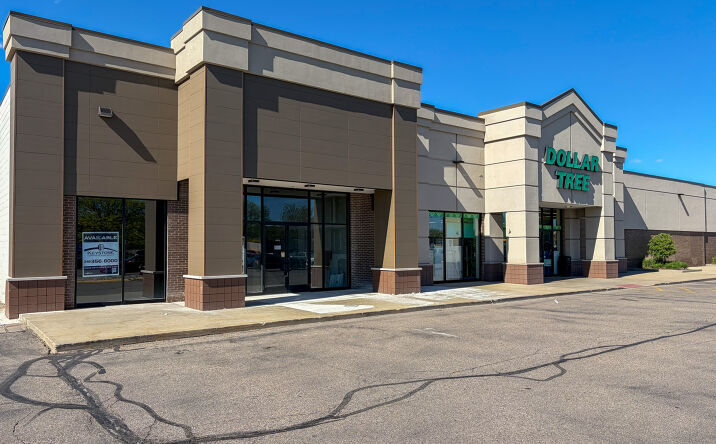 Pictures of Retail property located at 13233 15 Mile Road, Sterling Heights, MI 48312 for lease - image #1