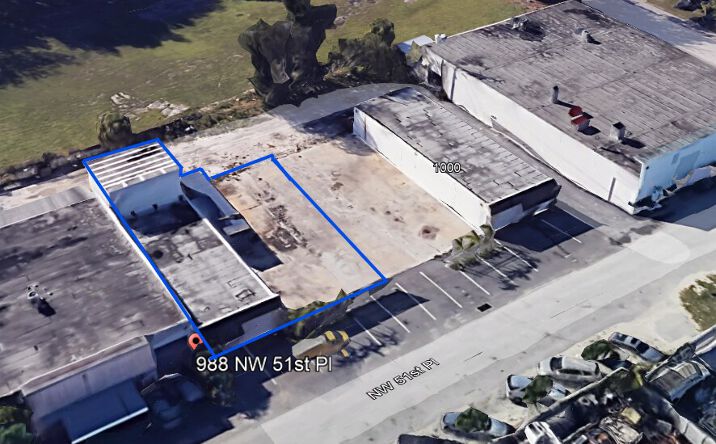Pictures of Land property located at 988 NW 51ST PL, FORT LAUDERDALE, FL 33309 for lease - image #1