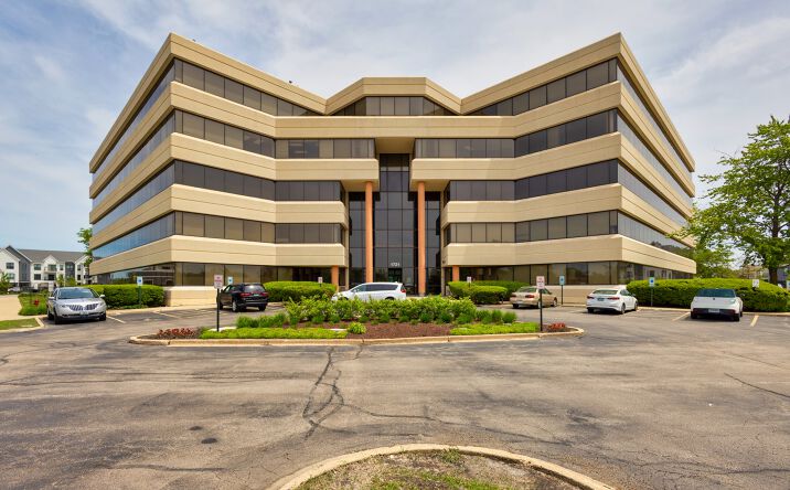 Pictures of Office property located at 1721 Moon Lake Boulevard, Hoffman Estates, IL 60169 for lease - image #1