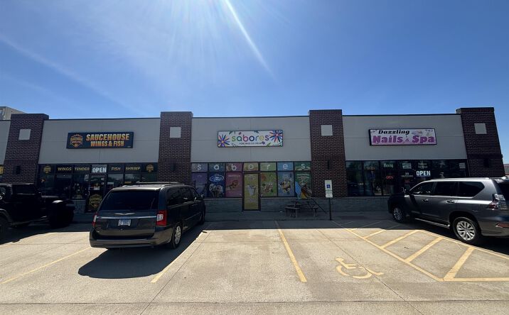 Pictures of Office, Retail, Restaurant, Industrial property located at 323 N MAIN Street, Chatham, IL 62629 for lease - image #1