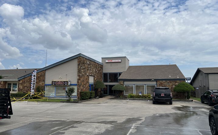 Pictures of Special Purpose property located at 8159 East 31st Street, Tulsa, OK 74145 for lease - image #1