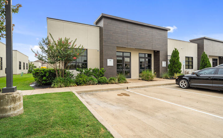 Pictures of Office property located at 8118 Fry Road, Houston, TX 77433 for lease - image #1