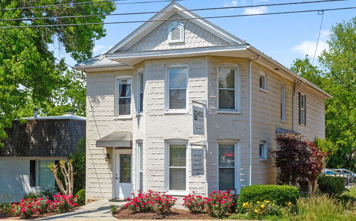 Pictures of Office property located at 380 East Market Street, Harrisonburg, VA 22801 for lease - image #1