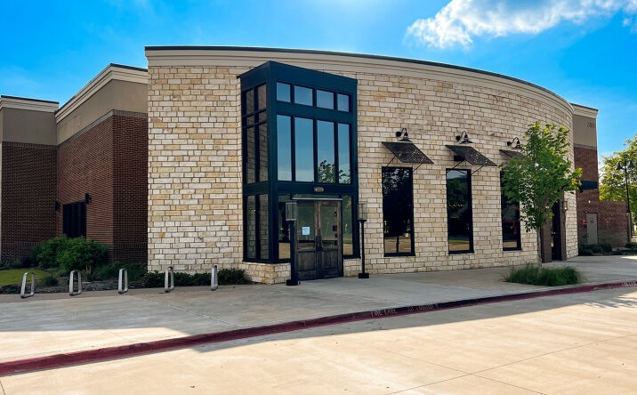 Pictures of Retail, Restaurant property located at 2401 Preston Road, Frisco, TX 75034 for lease - image #1