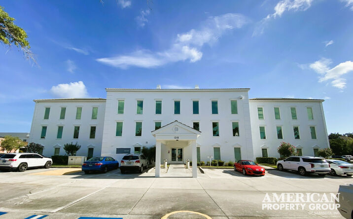 Pictures of Office property located at 1219 S East Ave # C 103, Sarasota, FL 34239 for lease - image #1