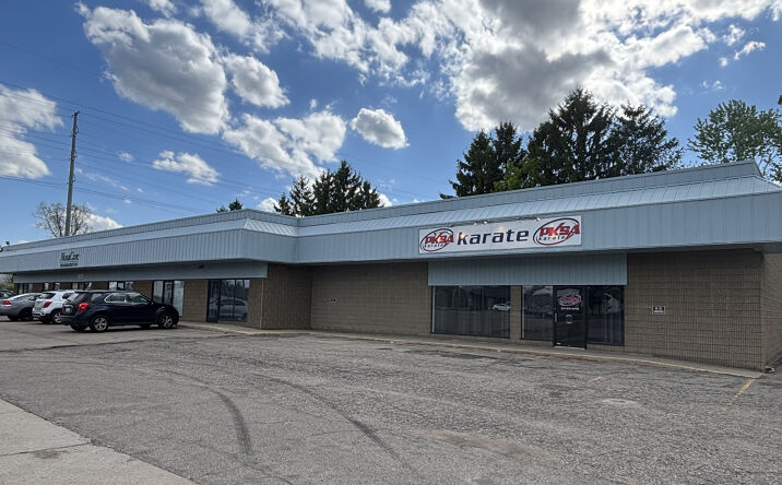 Pictures of Retail, Office property located at 5400 South Pennsylvania Avenue, Lansing, MI 48911 for lease - image #1
