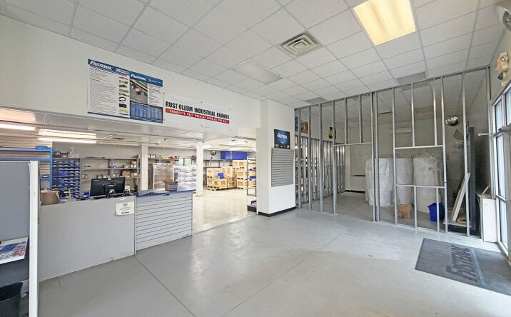 Pictures of Office, Industrial, Retail property located at 10A Arctic Circle, Biddeford, ME 04005-4331 for lease - image #1