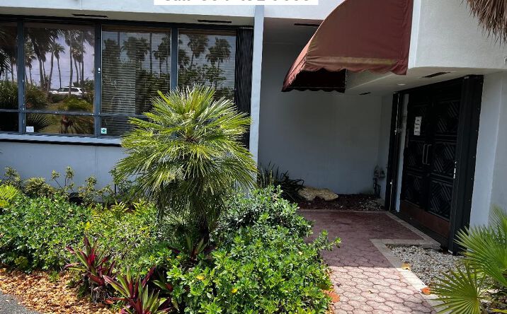 Pictures of Retail, Office, Restaurant property located at 2888 Florida 816, Fort Lauderdale, FL 33308 for lease - image #1