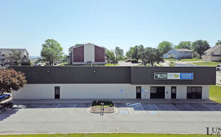 Pictures of Industrial property located at 1116 Grenoble Drive, Bellevue, NE 68123 for lease - image #1