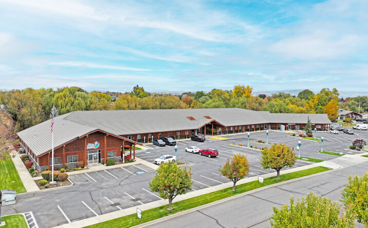 Pictures of Retail, Office property located at 3909 CREEKSIDE LOOP, YAKIMA, WA 98902-4880 for lease - image #1