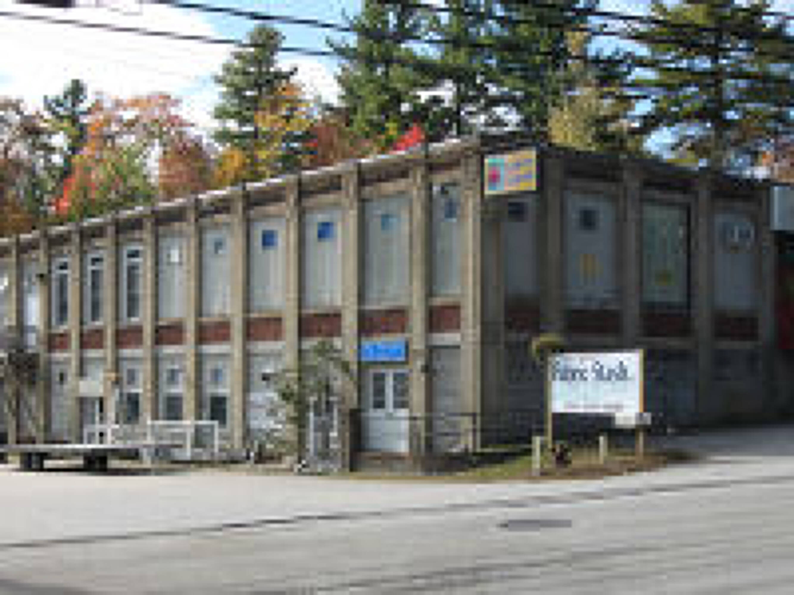 45 Sturbridge Rd, Charlton, MA 01507