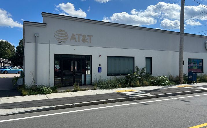 Pictures of Retail property located at 88 Needham St, Newton Highlands, MA 02461 for lease - image #1