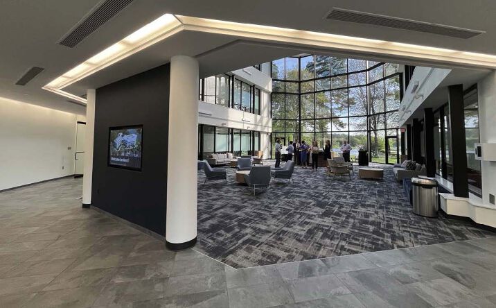 Pictures of Office property located at 4200 Innslake Dr, Glen Allen, VA 23060 for lease - image #1