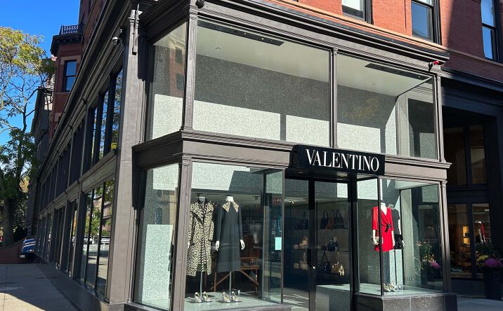 Pictures of Retail property located at 47 Newbury St, Boston, MA 02116 for lease - image #1