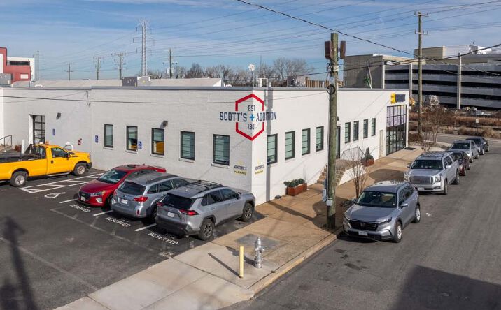 Pictures of Office property located at 1806 Summit Ave, Richmond, VA 23230 for lease - image #1