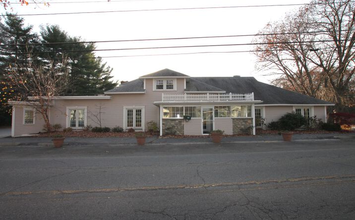 Pictures of Retail, Restaurant property located at 290 Thompson Road, Webster, MA 01570 for lease - image #1