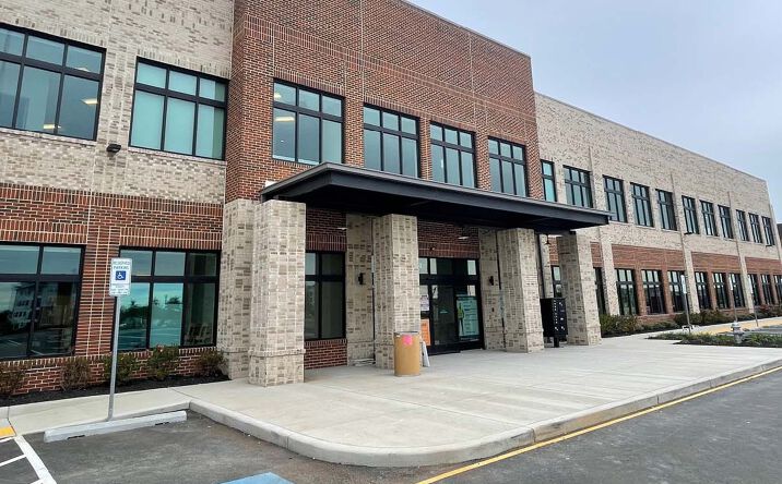 Pictures of Office property located at 15350 East West Road, Midlothian, VA 23114 for lease - image #1