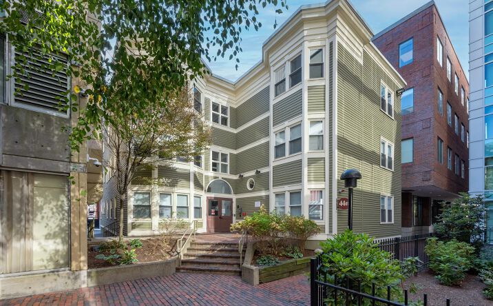 Pictures of Office property located at 44 R Brattle Street, Cambridge, MA 02138 for lease - image #1