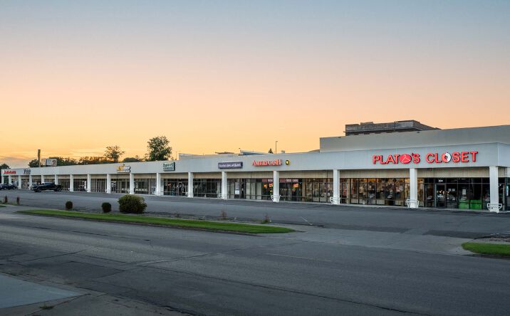 Pictures of Retail property located at 212 W Front Ave, Bismarck, ND 58504 for lease - image #1