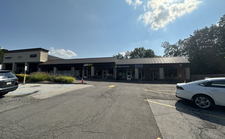 Pictures of Retail property located at 232 Main Street, New Paltz, NY 12561 for lease - image #1