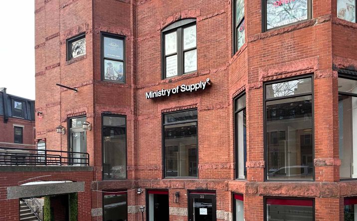 Pictures of Retail property located at 305 Newbury Street, Boston, MA 02116 for lease - image #1
