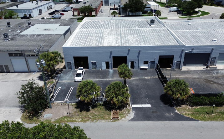 Pictures of Industrial property located at 1300 Old Dixie Highway # 108, Lake Park, FL 33403 for lease - image #1