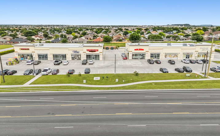 Pictures of Retail property located at 4300 Clear Creek Road, Killeen, TX 76549 for lease - image #1