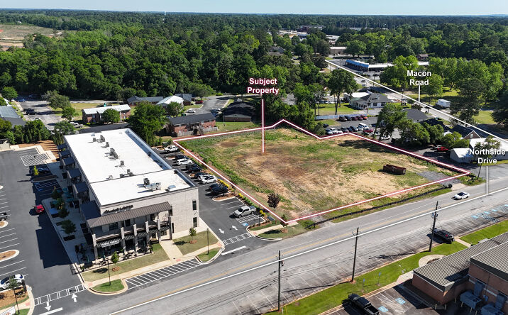 Pictures of Retail, Office, Restaurant property located at 1015 Northside Drive, Perry, GA 31069 for lease - image #1