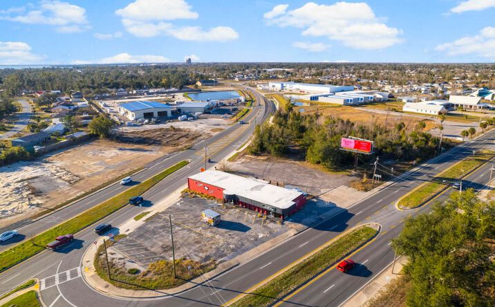 Pictures of Retail, Office, Restaurant property located at 5401 East Highway 98, Panama City, FL 32404 for lease - image #1