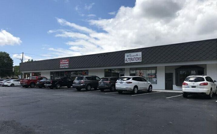 Pictures of Retail property located at 5385 Five Forks Trickum Road, Suite D-1, Stone Mountain, GA 30087-2954 for lease - image #1