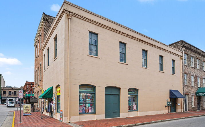 Pictures of Office property located at 217 West Bryan Street, Savannah, GA 31401 for lease - image #1