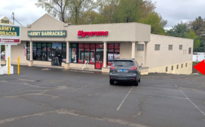 Pictures of Retail property located at 2585 Berlin Tpke, Newington, CT 06111 for lease - image #1