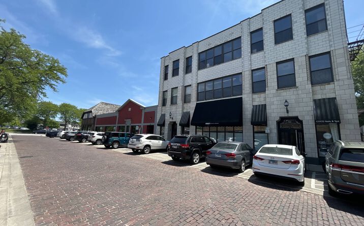 Pictures of Retail, Office property located at 1215 WASHINGTON AVE, WILMETTE, IL 60091-2574 for lease - image #1