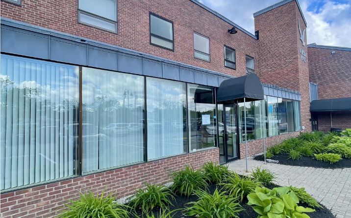 Pictures of Retail, Office property located at 202 US-1, Falmouth, ME 04105 for lease - image #1