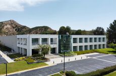 13208003