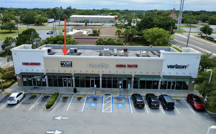 Pictures of Retail property located at 860 East Tarpon Avenue, Tarpon Springs, FL 34689 for lease - image #1
