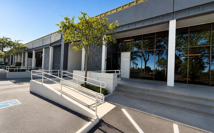 Pictures of Industrial property located at 3047 Teagarden Street, San Leandro, CA 94577 for lease - image #1