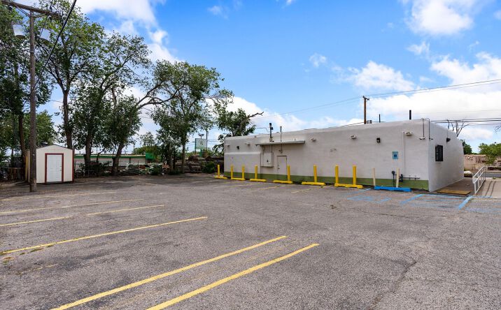 Pictures of Retail property located at 1710 Cerrillos Rd, Santa Fe, NM 87505 for lease - image #1
