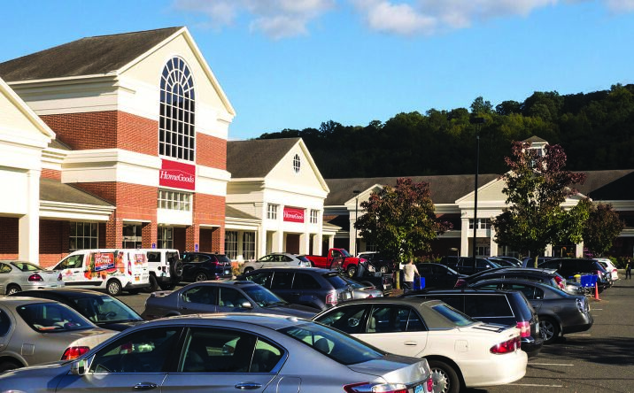Pictures of Retail property located at 775 Main Street, Southbury, CT 06488-2271 for lease - image #1