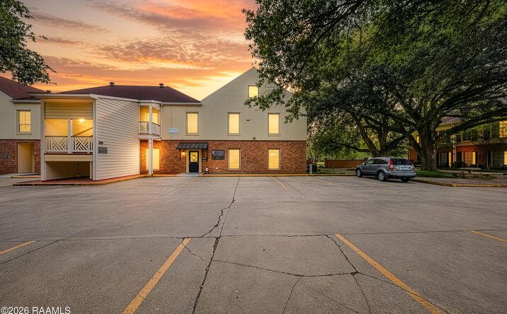 Pictures of Office property located at 130 Rue Beauregard, Lafayette, LA 70508 for lease - image #1