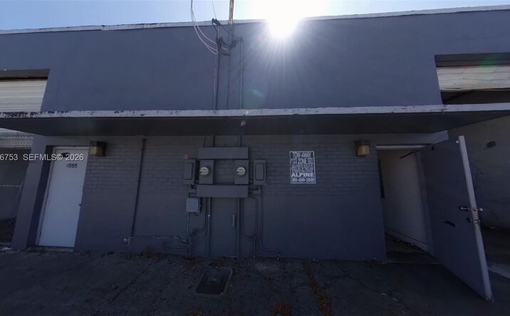 Pictures of Industrial property located at 1055 SE 9th Ct # 65 #1055-65, Hialeah, FL 33010 for lease - image #1