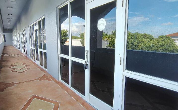 Pictures of Office, Retail, Restaurant property located at 14285 SW 42nd St # 211, Miami, FL 33175 for lease - image #1