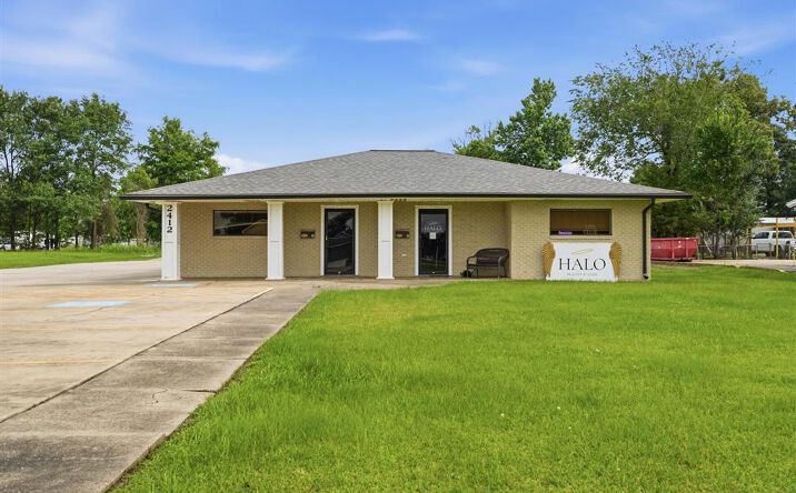 Pictures of Office property located at 2412 Maplewood Drive 3, Sulphur, LA 70633 for lease - image #1
