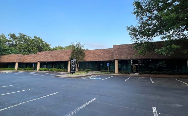 Pictures of Office, Industrial property located at 1283 Kennestone Circle, Suite 200, Marietta, GA 30066 for lease - image #1
