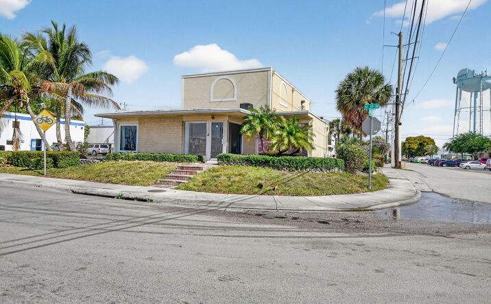 Pictures of Industrial, Retail, Office, Special Purpose property located at 13 SW 10th Street, Deerfield Beach, FL 33441 for lease - image #1