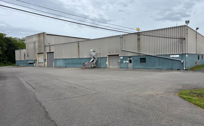 Pictures of Industrial property located at 4930 Buttermilk Hollow Road, West Mifflin, PA 15122 for lease - image #1