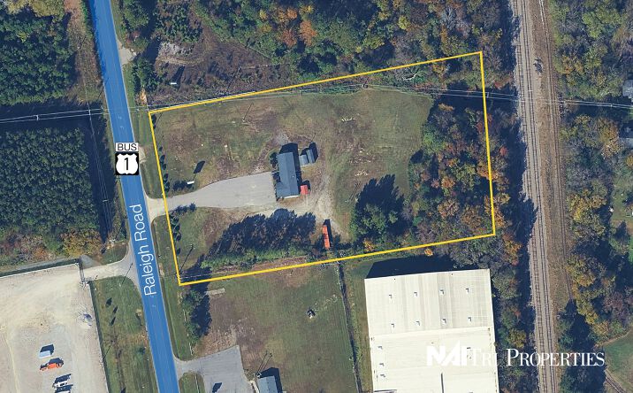 Pictures of Retail, Land property located at 525 Raleigh Road, Henderson, NC 27536 for lease - image #1
