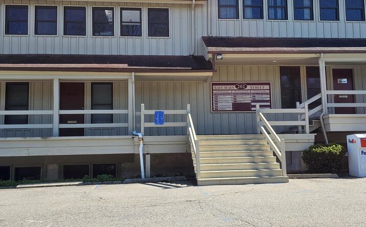 Pictures of Office property located at 202 E Main Street 208 1st Fl, Huntington, NY 11743 for lease - image #1