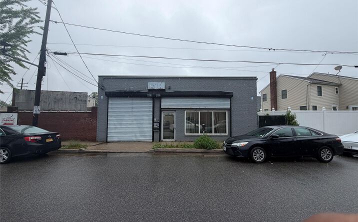 Pictures of Industrial property located at 9 Brooklyn Avenue, North New Hyde Park, NY 11040 for lease - image #1